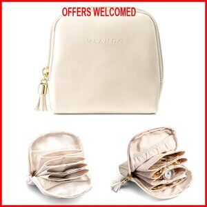 Small Travel Jewelry Case with Zipper, Velvet Organizer for Bracelets Rings